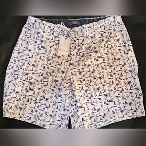 Robert Graham Blue and White Men’s Shorts Size 36 New With Tags